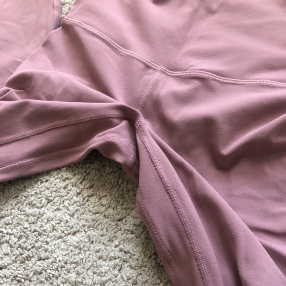 Lululemon Align Spanish Rose 25’ - Picture 2 of 3